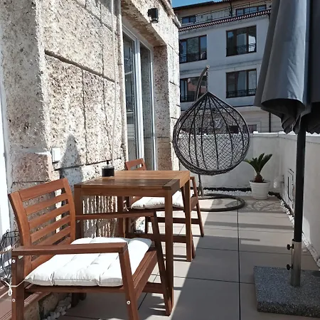 Ora Apartment